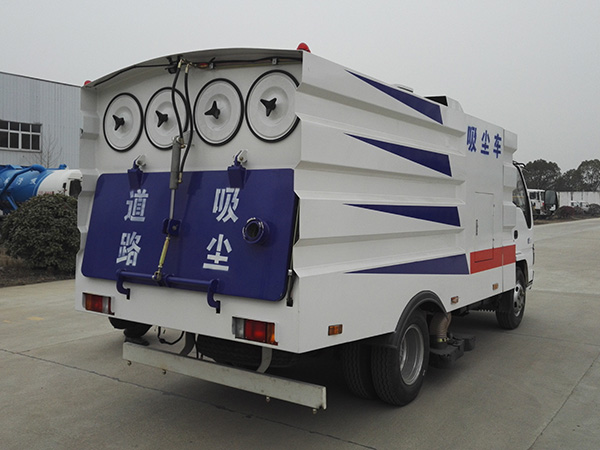 五十鈴吸塵車(1方水罐4方塵罐)