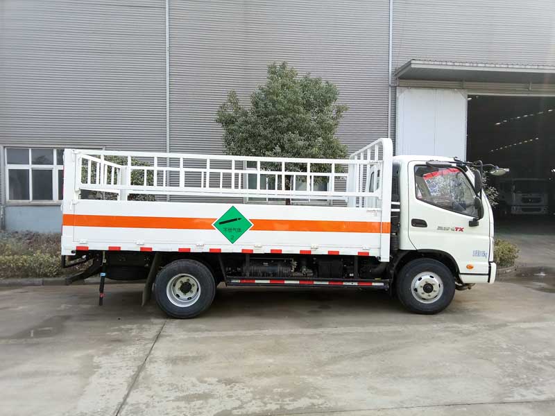 奧鈴4.1米(藍(lán)牌)氣瓶車(chē)