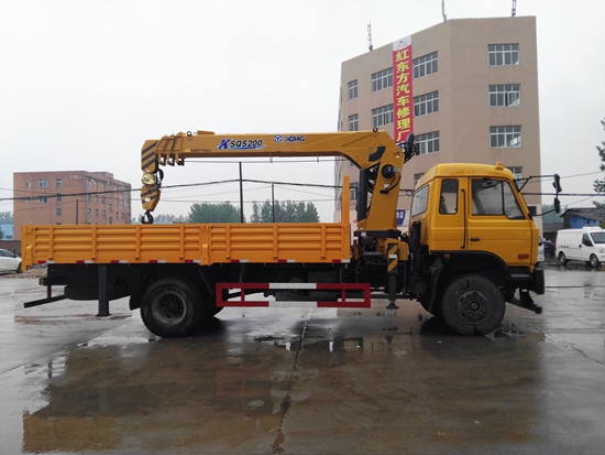 東風153單橋6.3噸隨車吊