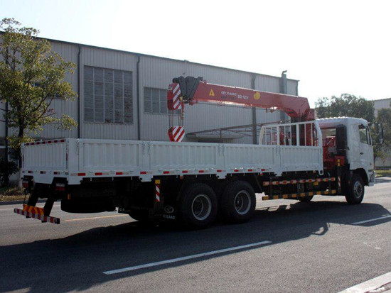 華凌后雙橋隨車(chē)吊