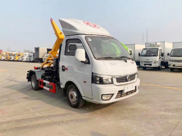 東風途逸國六汽油3~4方車廂可卸(鉤臂)式垃圾車