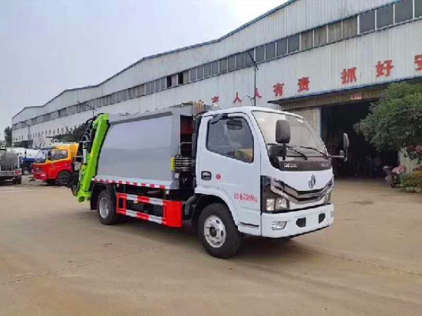 東風(fēng)多利卡國(guó)六6方壓縮式垃圾車