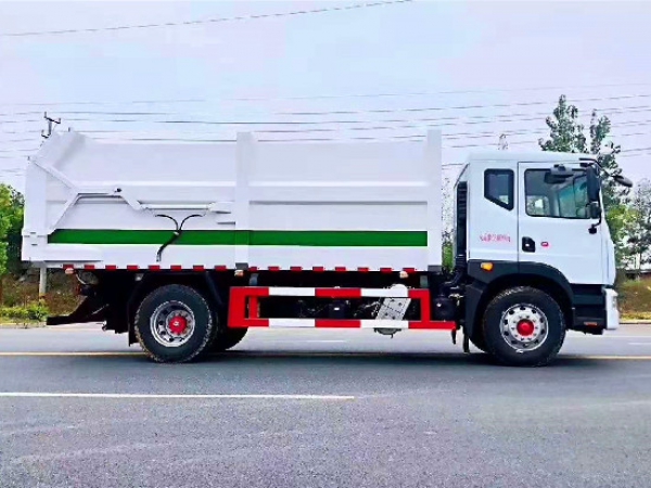 程力威牌CLW5180ZDJ6型壓縮式對接垃圾車