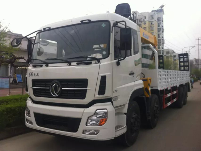 東風天龍前四后八16噸隨車吊