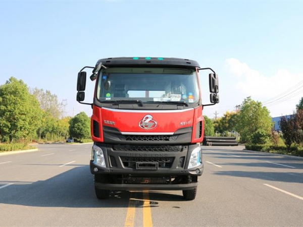 （國六）柳汽前四后八平板運(yùn)輸車