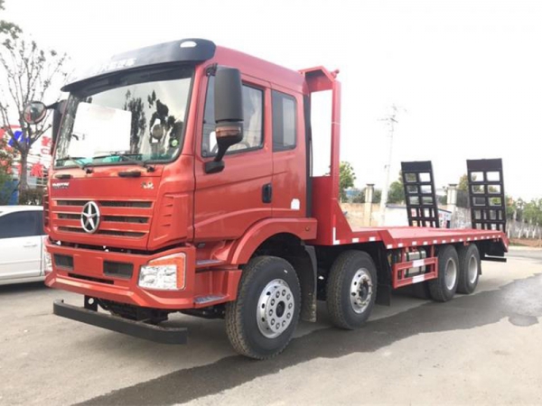 (國六)大運(yùn)前四后八平板拖車