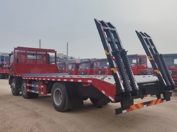 (國六)福田瑞沃小三軸平板運輸車