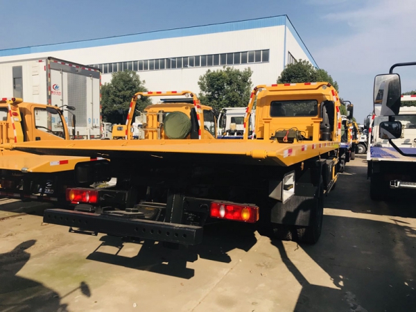 東風(fēng)天錦10噸平板清障車