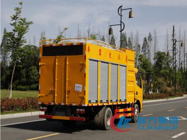 東風(fēng)大多利卡8方污水處理車，凈化車程力廠家直供