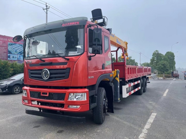 世技卡特T5后輪14噸隨車吊