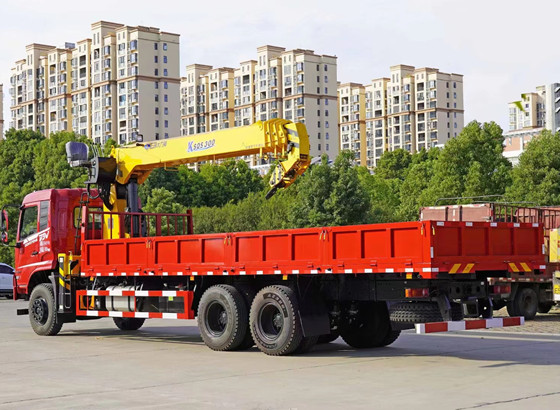 東風(fēng)D3V后八輪12噸隨車吊