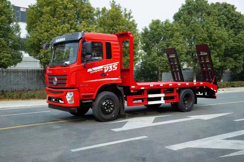 程力平板車展出，看看您中意哪一款！！